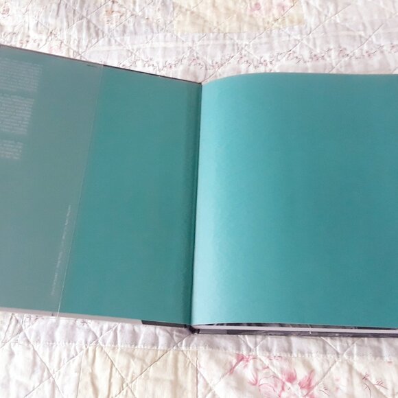 Edie: Girl On Fire Hardcover Coffee Table Book - Picture 6 of 8